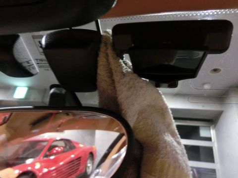 車のフロントガラスを見やすくする簡単な仕上げ方