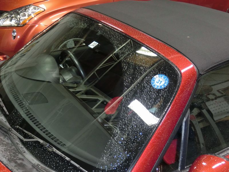 車のガラス油膜落としが簡単にできる窓ガラスコート