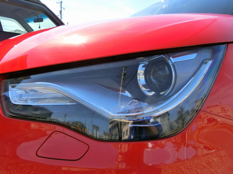 赤い車で見る色艶と輝きを増すお手入れ参考例