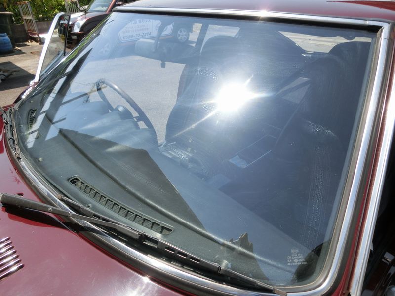 旧車フェアレディ２４０Zで見る窓ガラスの便利術