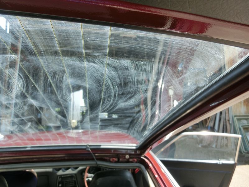 雪下ろしに便利な車の窓ガラス対処法教えます