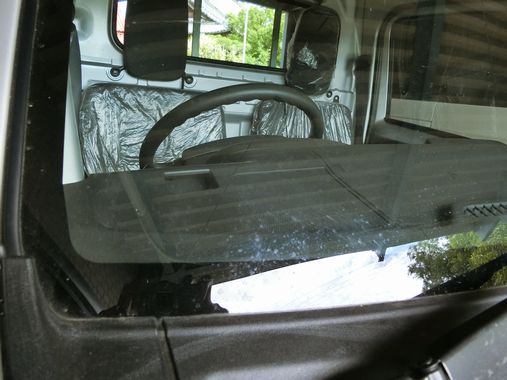 スズキ・キャリーで見る軽トラックの窓ガラスクリーティング