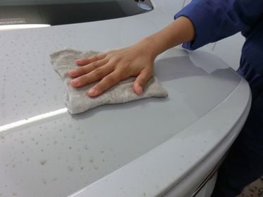黄砂・花粉が簡単に落とせる手洗い洗車方法教えます