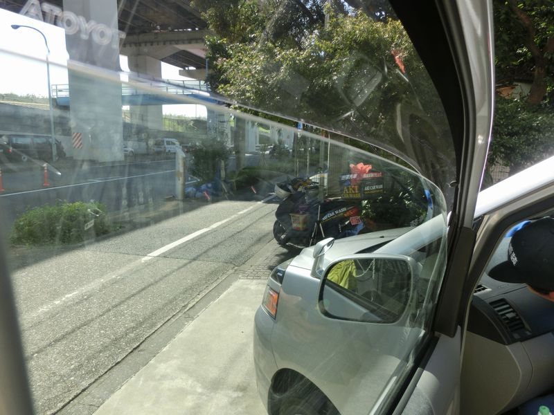 トヨタ・ボクシーの窓ガラスを超見やすくする窓ぴかケア